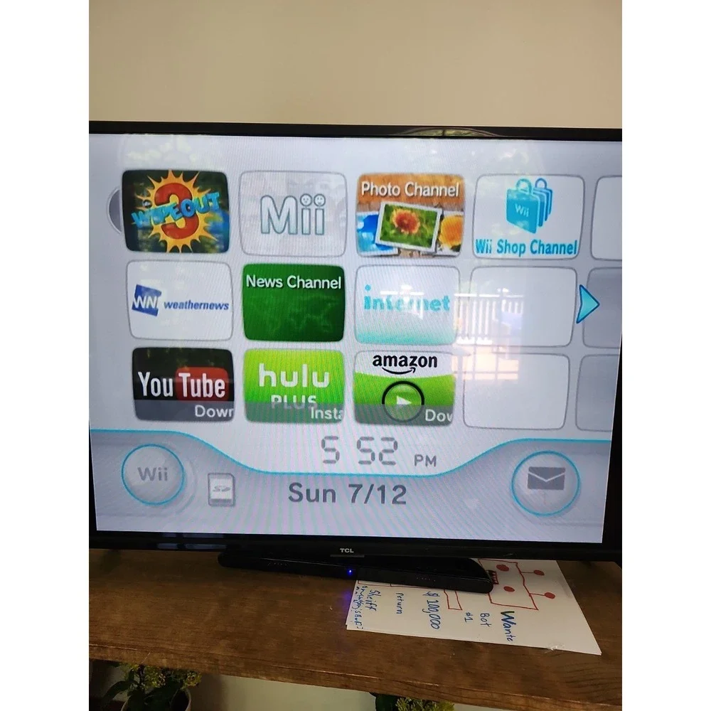 Nintendo Wii RVL-101 White Console Bundle w/ Cables, no controller With Game
